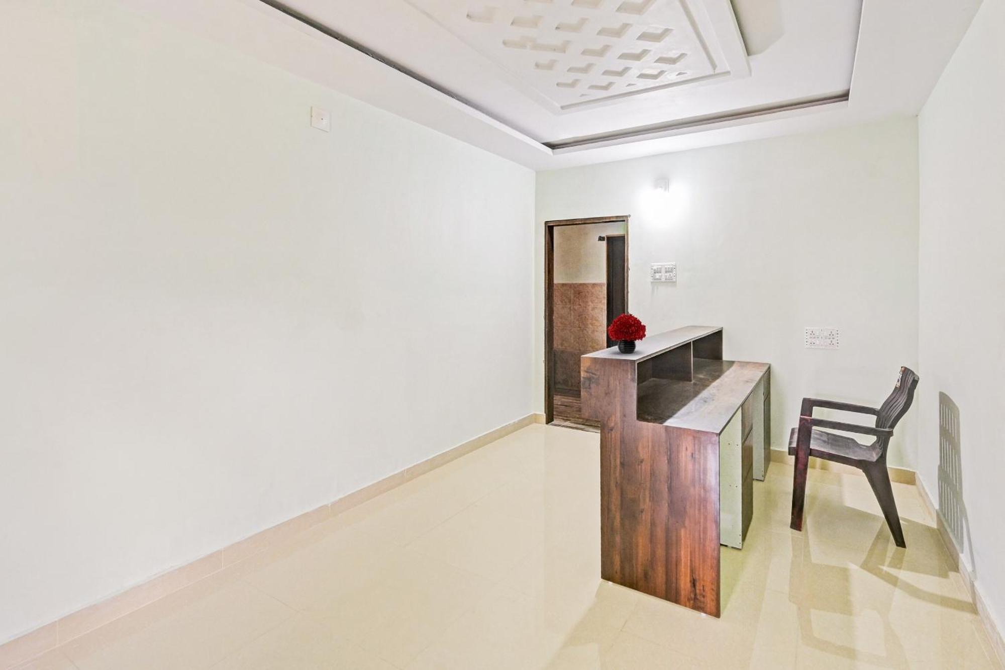 Hotel O Vrk Residency Kurmannapalem Buitenkant foto