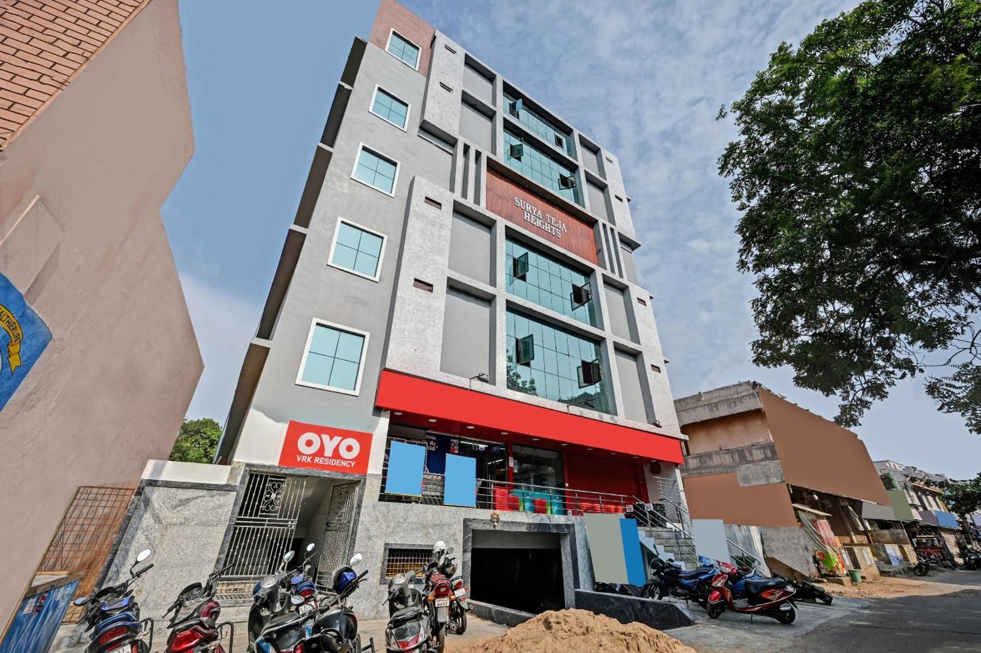 Hotel O Vrk Residency Kurmannapalem Buitenkant foto